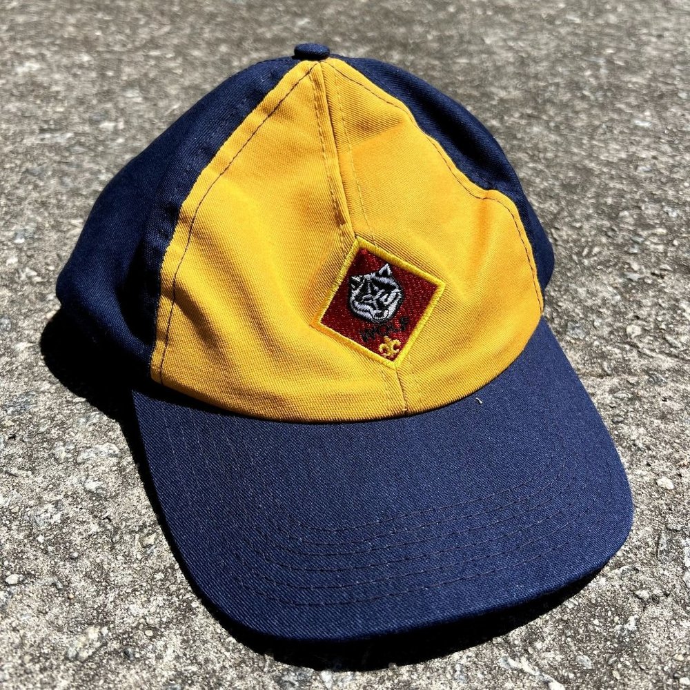 Boy Scouts BSA Wolf Blue Gold Made in the USA Twill M/L SnapBack Cap Hat